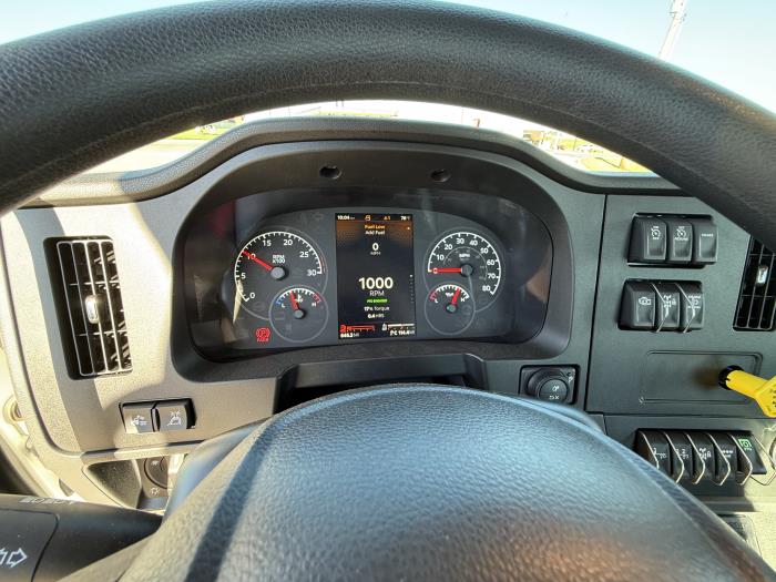 2027 Peterbilt 548-43