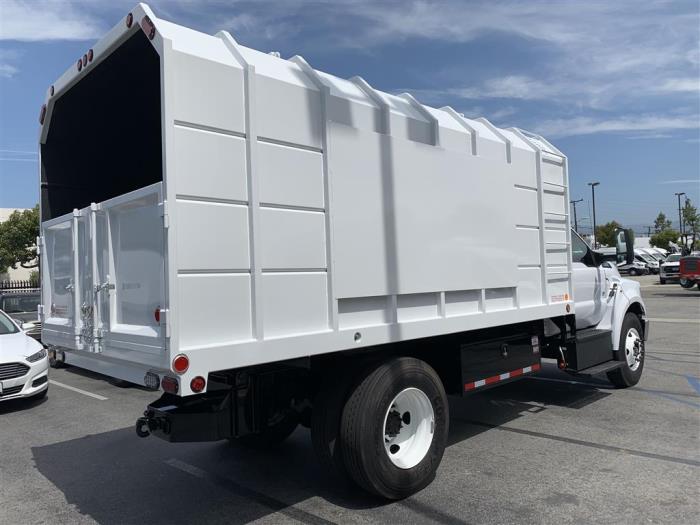 2027 Ford F-650-5
