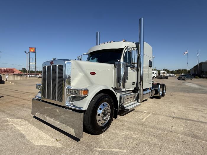 2027 Peterbilt 589-2