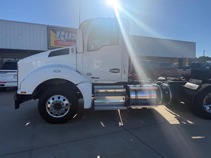 2020 Kenworth T880-3