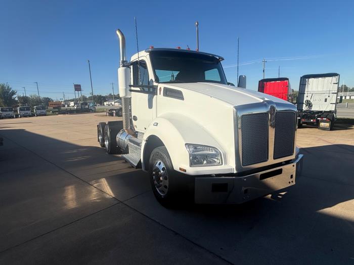 2020 Kenworth T880-4