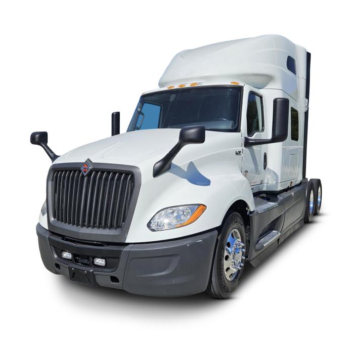 2022 International LT625-0