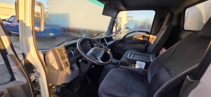 2013 Isuzu NPR-HD-6