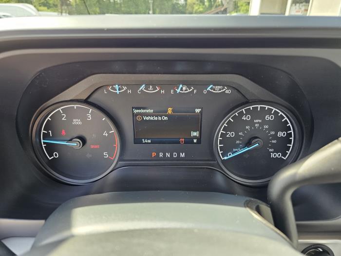 2027 Ford F-550-17