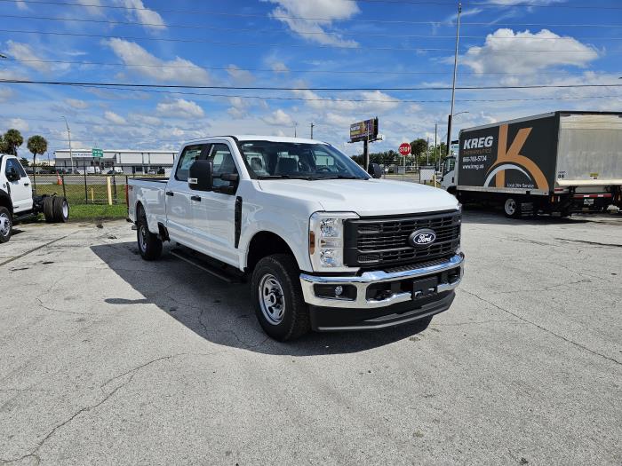 2027 Ford F-250-2