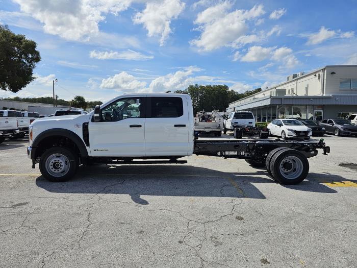 2027 Ford F-450-8