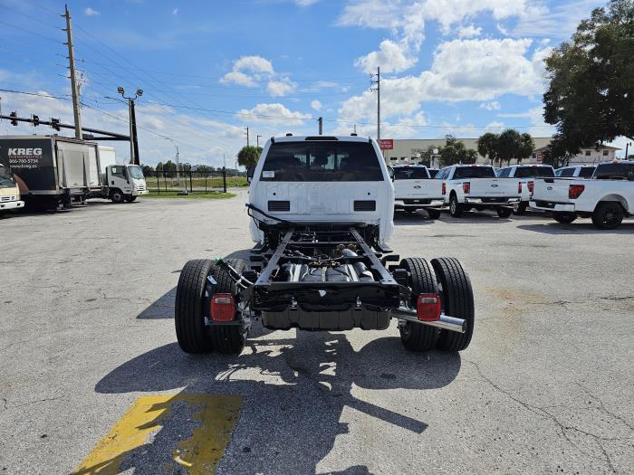 2027 Ford F-450-6