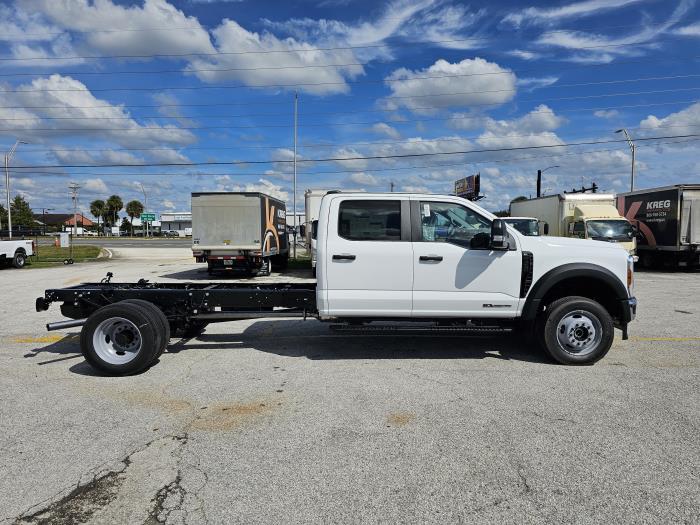 2027 Ford F-450-4