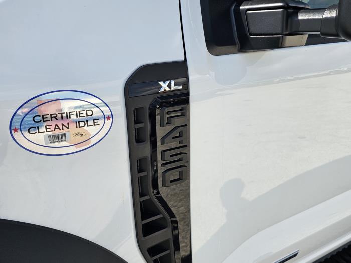 2027 Ford F-450-11