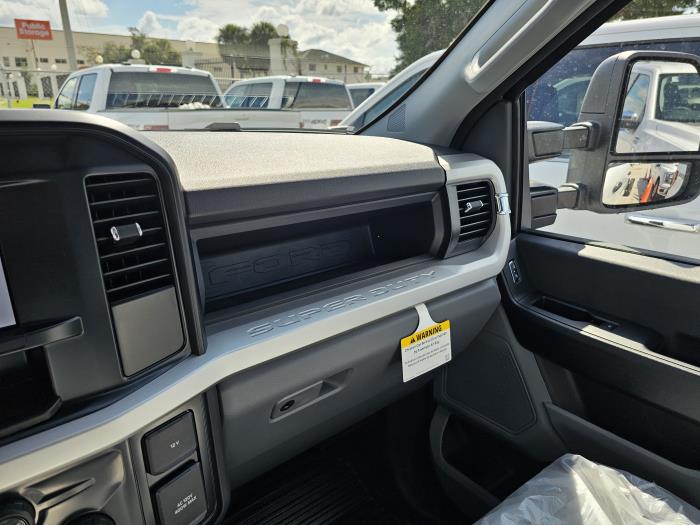 2027 Ford F-450-18