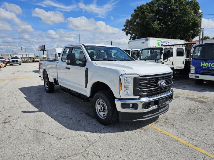 2027 Ford F-250-2