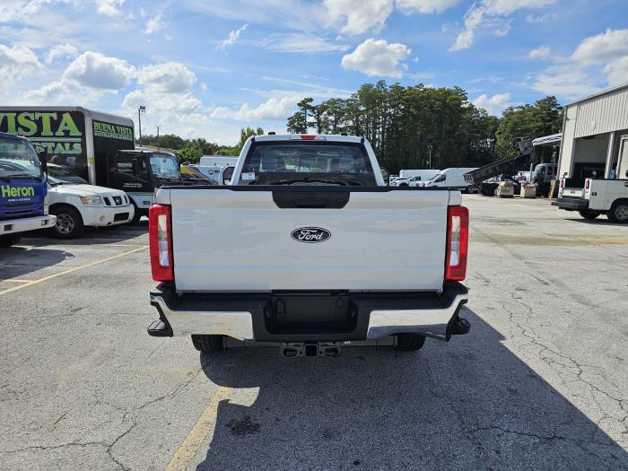 2027 Ford F-250-5