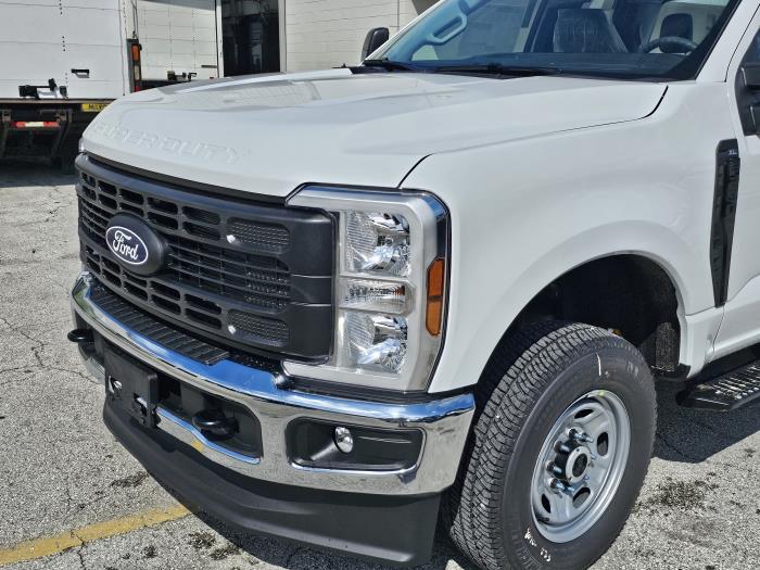 2027 Ford F-250-9