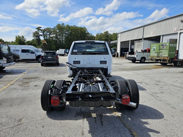 2026 Ford F-550-6