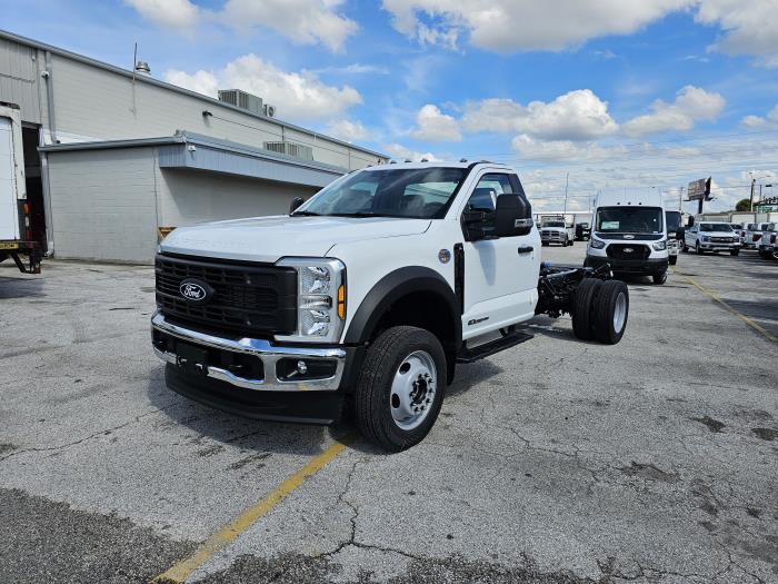 2026 Ford F-550-1