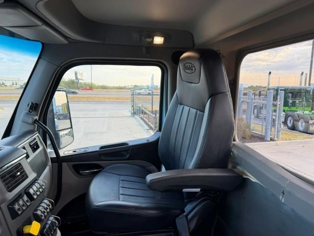 2024 Peterbilt 567-31