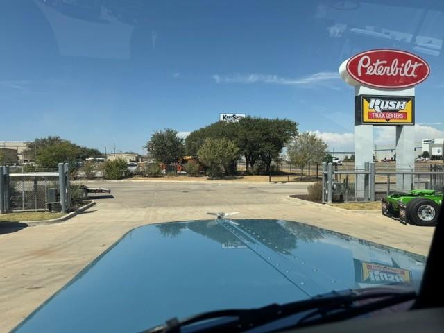 2024 Peterbilt 389-37