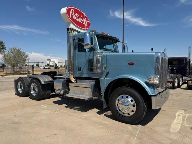 2024 Peterbilt 389-8