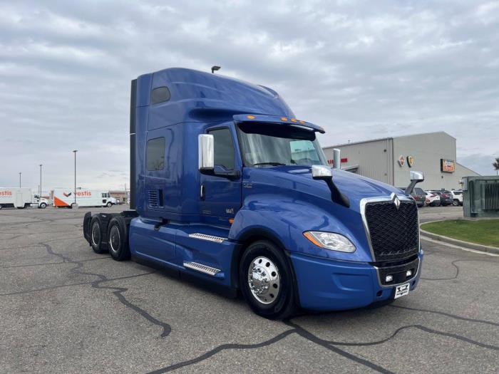 2027 International LT625-7