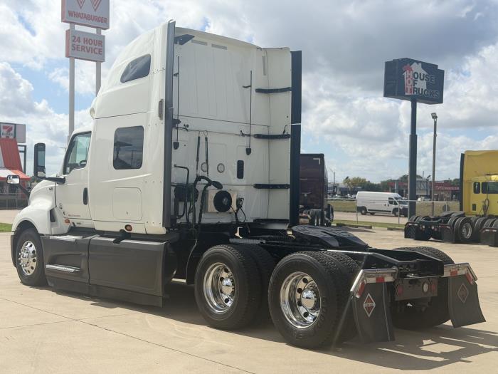 2022 International LT625-6