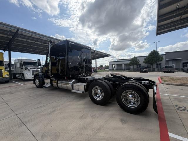 2024 Peterbilt 567-6
