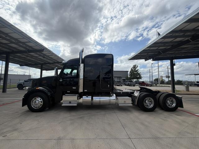 2024 Peterbilt 567-7