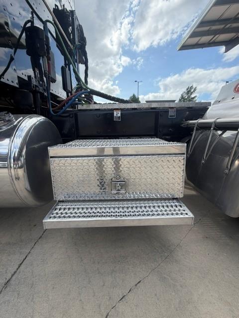 2024 Peterbilt 567-15