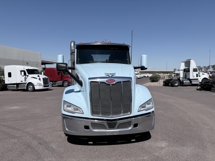 2023 Peterbilt 579-7