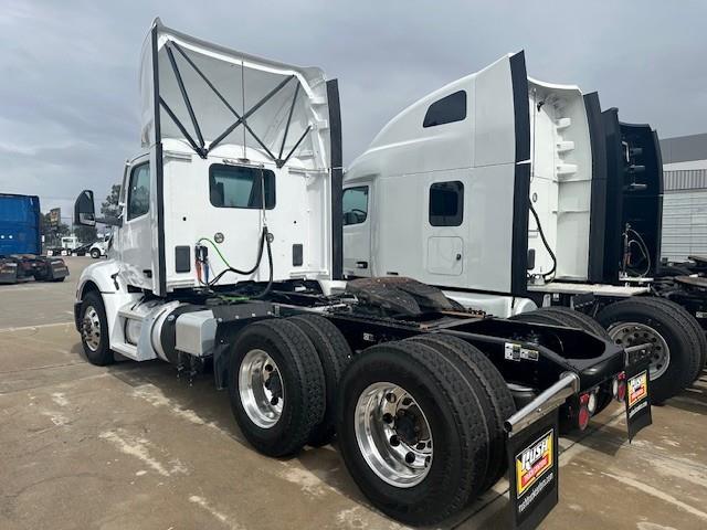 2022 Peterbilt 579-3
