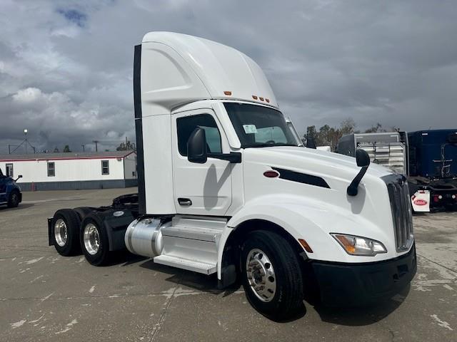 2022 Peterbilt 579-12