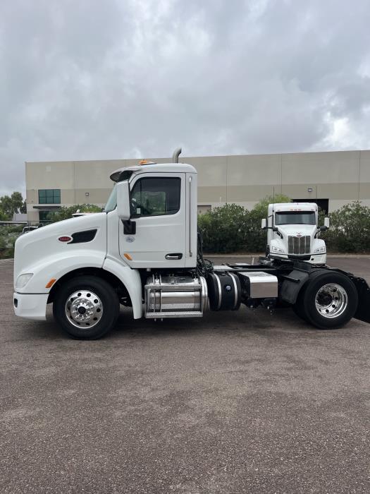 2018 Peterbilt 579-1