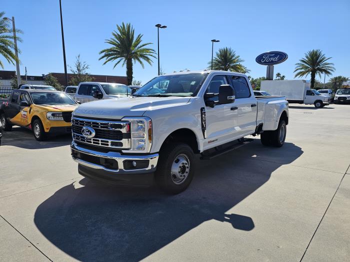 2027 Ford F-350-1