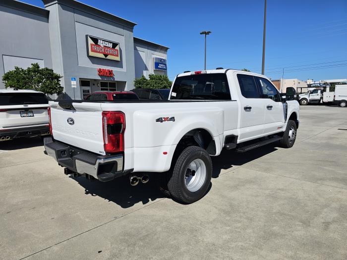2027 Ford F-350-5