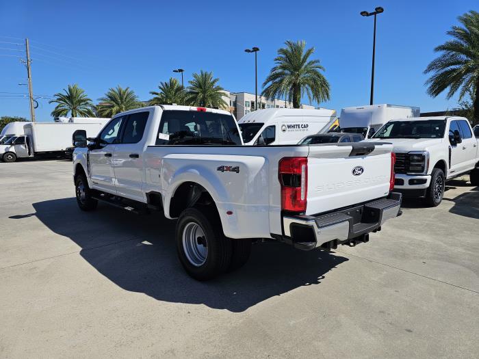 2027 Ford F-350-7