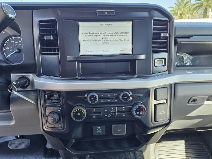 2027 Ford F-350-17
