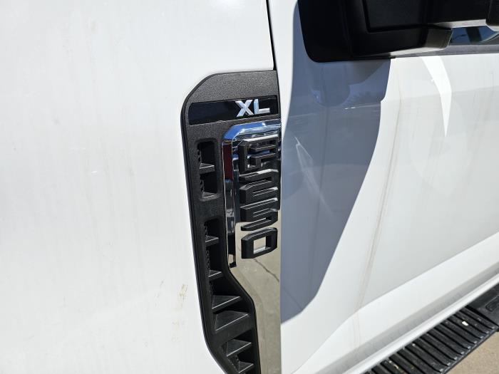 2026 Ford F-250-13