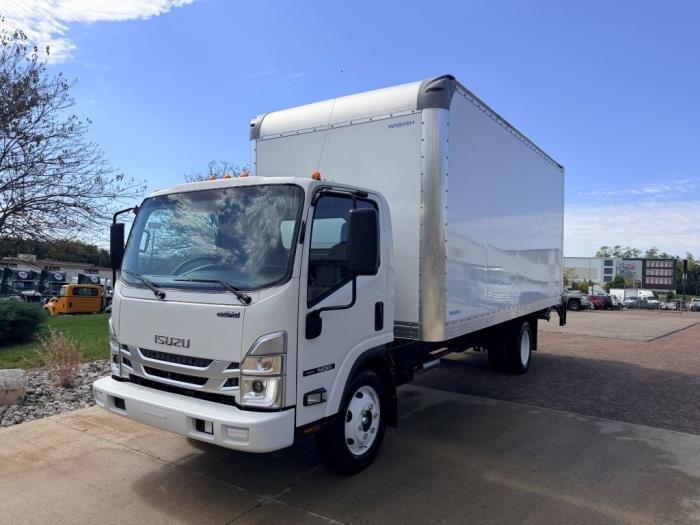 2026 Isuzu NQR — photo 2