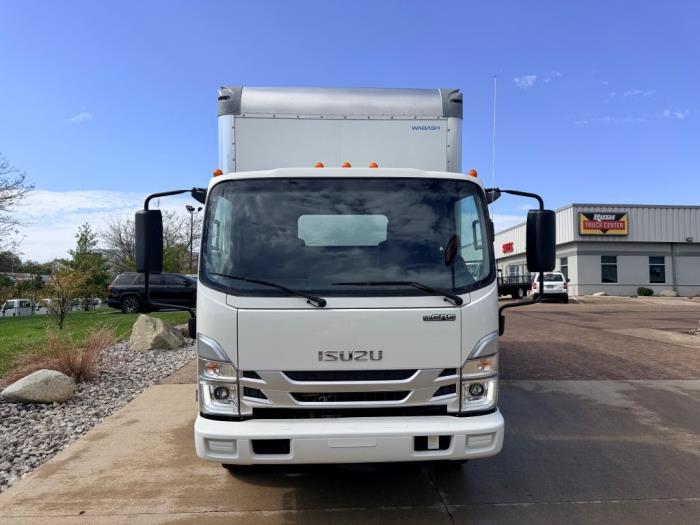 2026 Isuzu NQR — photo 3