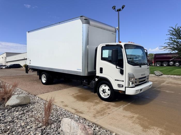 2026 Isuzu NQR — photo 4