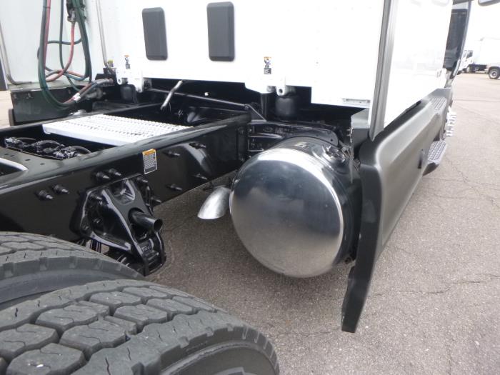 2023 Peterbilt 579-34