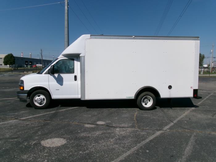 2023 Chevrolet Express 3500-3