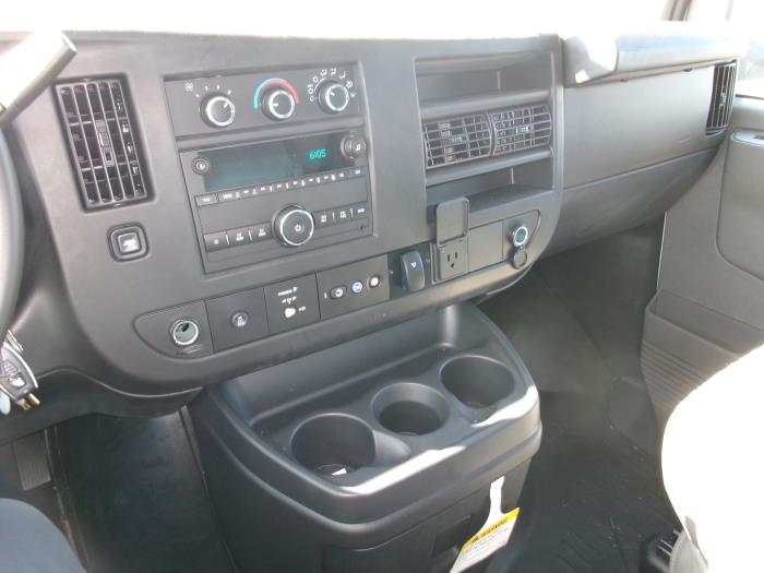 2023 Chevrolet Express 3500-11