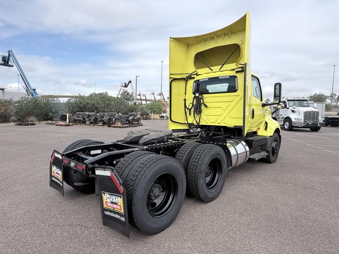 2023 International LT625-4