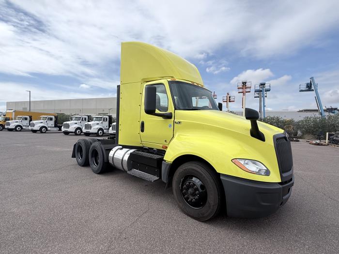 2023 International LT625-6