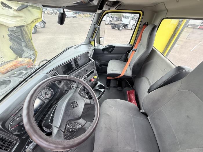 2023 International LT625-9