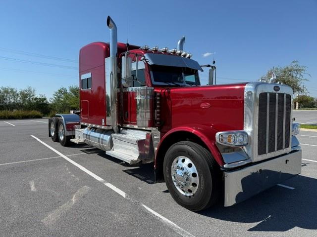 2022 Peterbilt 389-6