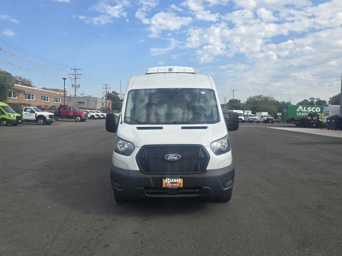 2026 Ford Transit-250-2
