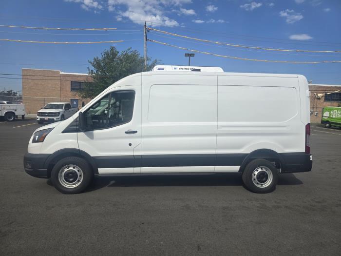 2026 Ford Transit-250-10