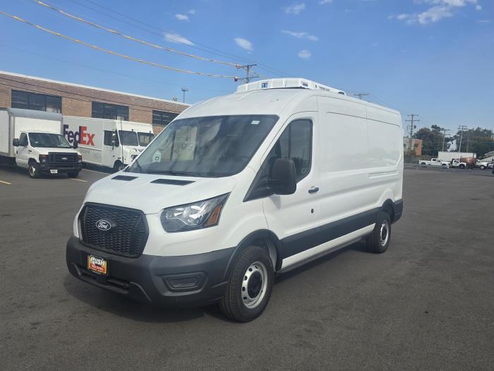 2026 Ford Transit-250-11