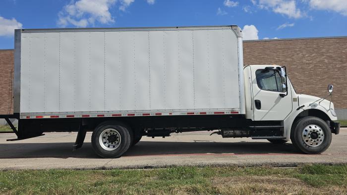 2020 Freightliner Business Class M2 106-3
